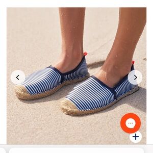 NWT Sea Star Espadrille Beach Shoes - sz 7